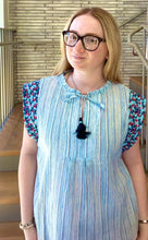 Load image into Gallery viewer, Blue Stipe Top W Tie
