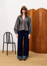 Load image into Gallery viewer, Boldo Ice Brown Blouse
