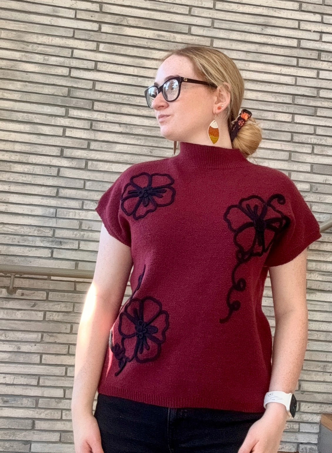 S/S Mock Neck Sweater w/floral Design