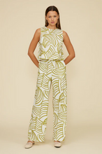 Load image into Gallery viewer, Karine Top - Papyrus
