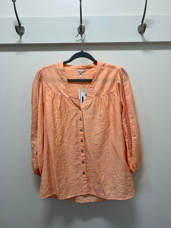 peach crinkle blouse w/ lace tape