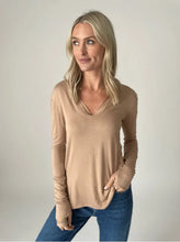 Load image into Gallery viewer, cleo top
