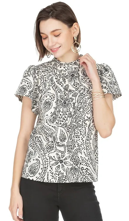 CONTRAST INK FLUTTER SLEEVE TOP