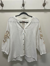 Load image into Gallery viewer, Off White Emb Waffle Blouse
