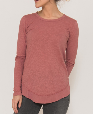 L/S Curved Hem Top