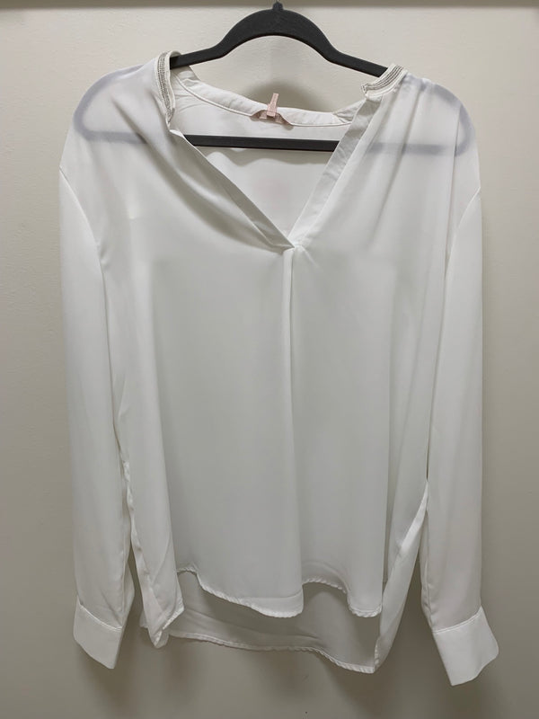 TAPE NECKLINE BLOUSE - OFF WHITE