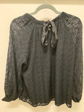 Load image into Gallery viewer, BLACK CINCHED NECK TOP
