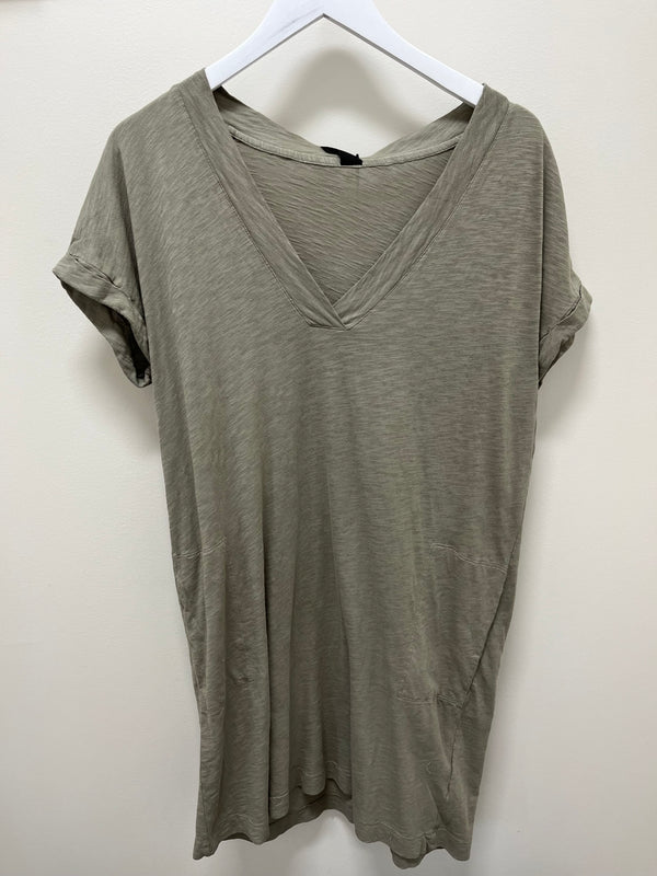 DOLMAN V-NECK DRESS